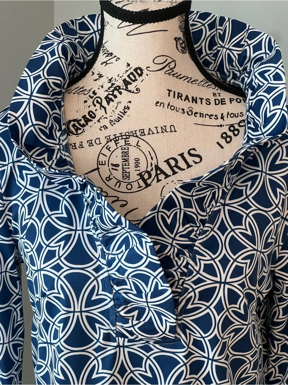 Gretchen Scott jersey ruffneck | navy & white geometric Ring Toss pattern |SZ S - Picture 11 of 13